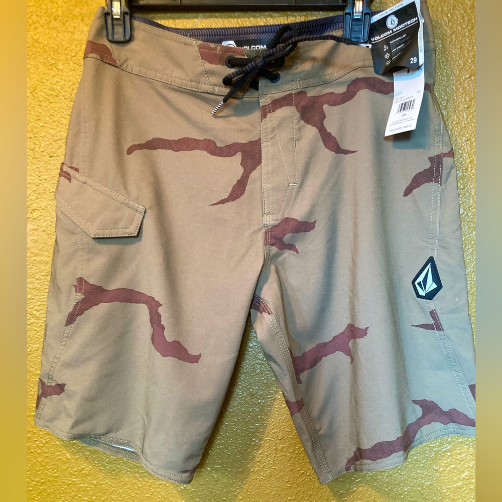 Men’s Volcom swim trunks size 29.